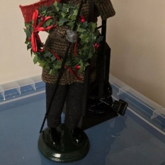 Byers' Lamplighter with electric streetlamp (2005) - Picture 3 of 9